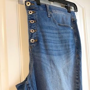 Full Length Sky-high Five Button Skinny